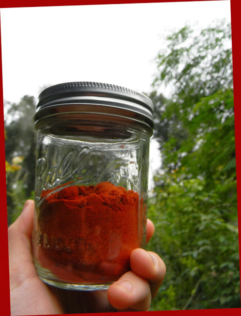 Make ground red pepper