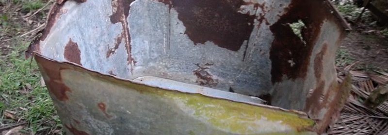 Galvanized-tub-compost-bin-empty