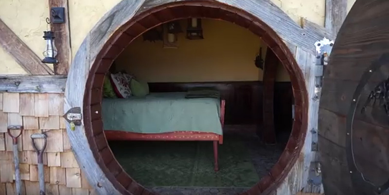hobbit-house-interior